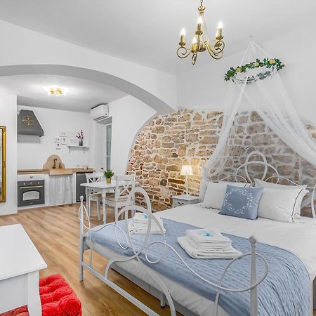 Primavera Deluxe Studio Apartment Rovinj Dış mekan fotoğraf